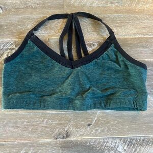 Beyond Yoga Green and Black Sports Bra with Intricate Strap Design